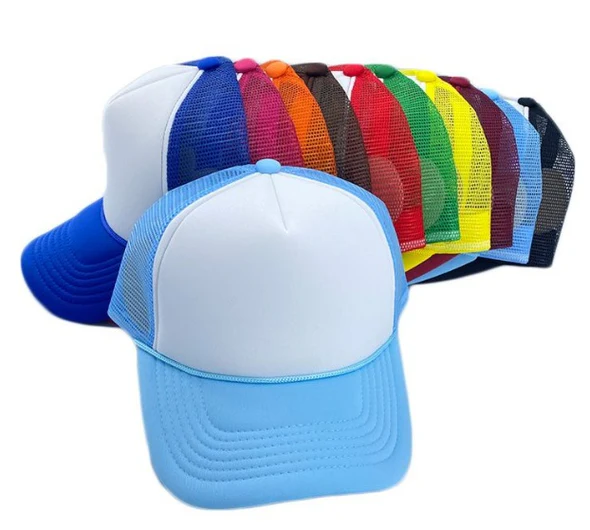 Trucker Hat in White/White